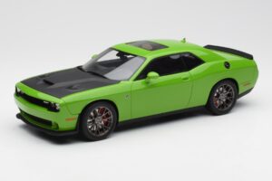 Dodge Challenger SRT Hellcat Verde GT Spirit 1:18 GT168 Rășină
