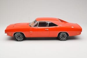 Dodge Charger Hemi Portocaliu Otto 1:12 G060 Rășină - imaginea 3 din 6