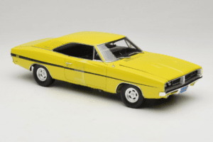 Dodge Charger R/T Galben Dirty Mary Crazy Larry Auto World 1:18 AWSS101/06 Metal - imaginea 6 din 8