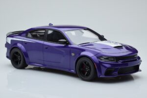 Dodge Charger Super Bee Violet GT Spirit 1:18 GT895 Rășină - imaginea 4 din 6