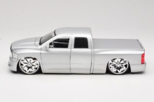 Dodge Ram Tuned Argintiu Jada 1:18 63162-SM Metal - imaginea 4 din 8