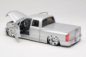 Dodge Ram Tuned Argintiu Jada 1:18 63162-SM Metal - imaginea 5 din 8