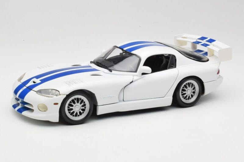 Dodge Viper GTS-R GT2 Alb 1997 Maisto 1:18 50316 Metal