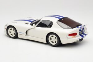 Dodge Viper GTS Stone White GT Spirit 1:18 GT940 Rășină - imaginea 5 din 6