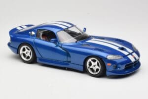 Dodge Viper GTS SR II Albastru cu Dungi Albe Bburago 1:18 3330 Metal - imaginea 6 din 8