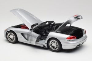 Dodge Viper SRT-10 Bright Argintiu Bburago 1:18 34908 Metal - imaginea 5 din 8