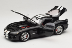 Dodge Viper SRT-10 Coupe Negru AUTOart 1:18 71712 Metal - imaginea 2 din 8
