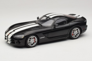 Dodge Viper SRT-10 Coupe Negru AUTOart 1:18 71712 Metal