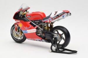 Ducati 998R WSB #1 T. Bayliss Ducati Infostrada 2002 Minichamps 1:12 122021201 Metal - imaginea 5 din 6