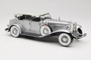 Duesenberg SJ Argintiu GreenLight 1:18 13525 Metal - imaginea 6 din 8