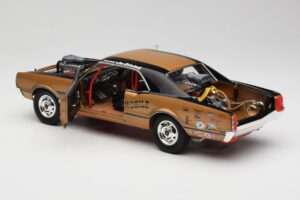 Oldsmobile 442 Hurst Hairy Olds Twin-Engine 4WD 1966 Highway 61 1:18 50089 Metal - imaginea 5 din 8