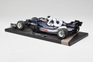 AlphaTauri AT02 #22 Y. Tsunoda Bahrain GP 2021 Minichamps 1:18 117210122 Metal - imaginea 5 din 6