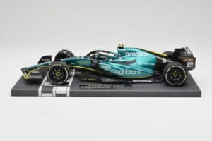 Aston Martin AMR22 Aramco #5 S. Vettel Abu Dhabi GP 2022 Last Race Collector's Edition Minichamps 1:18 117222205 Rășină