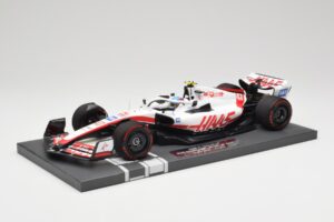 Haas VF-22 #47 M. Schumacher British GP 2022 Minichamps 1:18 117221047 Rășină - imaginea 2 din 7