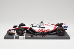 Haas VF-22 #47 M. Schumacher British GP 2022 Minichamps 1:18 117221047 Rășină