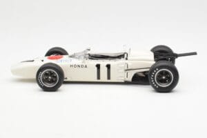 Honda RA272 #11 R. Ginther Mexican Grand Prix 1965 AUTOart 1:18 86597 Metal - imaginea 4 din 8