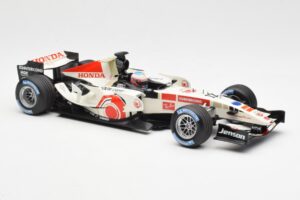 Honda Racing Team RA106 #12 J. Button F1 2006 Minichamps 1:18 100060012 Metal - imaginea 4 din 6