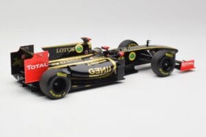 Lotus Renault GP R31 #10 B. Senna F1 2011 Minichamps 1:18 150110079-C1 Metal - imaginea 2 din 7