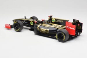 Lotus Renault GP R31 #10 B. Senna F1 2011 Minichamps 1:18 150110079-C1 Metal - imaginea 5 din 7