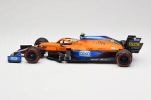 McLaren MCL35M #4 L. Norris Pole Position Russian GP 2021 Minichamps 1:18 530213404 Metal - imaginea 3 din 7