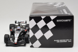 McLaren MP4/19 Mercedes K. Raikkonen F1 2004 Minichamps 1:18 530041806 Metal - imaginea 6 din 7