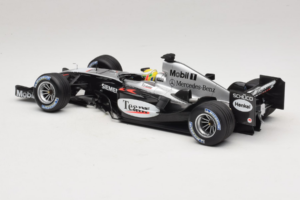 McLaren MP4/19 Mercedes L. Hamilton Autosport Young Driver Test Silverstone 2004 Minichamps 1:18 530044418 Metal - imaginea 5 din 7