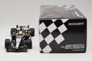 McLaren MP4/19 Mercedes L. Hamilton Autosport Young Driver Test Silverstone 2004 Minichamps 1:18 530044418 Metal - imaginea 6 din 7