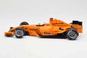 McLaren Mercedes MP4-20 G. Paffett F1 Test Car 2006 Minichamps 1:18 B66962342 Metal - imaginea 3 din 6