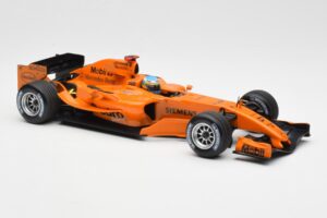 McLaren Mercedes MP4-20 P. de la Rosa F1 Test Car 2006 Minichamps 1:18 PEDRO001 Metal - imaginea 4 din 6