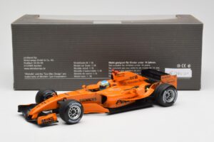 McLaren Mercedes MP4-20 P. de la Rosa F1 Test Car 2006 Minichamps 1:18 PEDRO001 Metal - imaginea 6 din 6