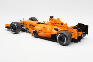 McLaren MP4-21 Mercedes #4 J.P. Montoya Interim Livery 2006 Minichamps 1:18 530061874 Metal - imaginea 5 din 6