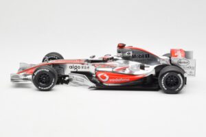McLaren MP4-21 Mercedes #4 J-P. Montoya Showcar 2006 Minichamps 1:18 MONTOYA002 Metal - imaginea 3 din 6