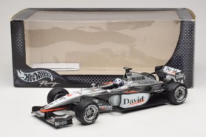 McLaren MP4-16 Mercedes #3 D. Coulthard F1 2001 Hot Wheels 1:18 50199 Metal - imaginea 6 din 6
