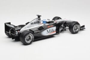 McLaren MP4-16 #4 M. Häkkinen F1 2001 Hot Wheels 1:18 50198 Metal - imaginea 2 din 6