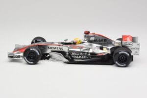 McLaren MP4-21 L. Hamilton Silverstone Test 2006 Minichamps 1:18 530061884 Metal - imaginea 3 din 6