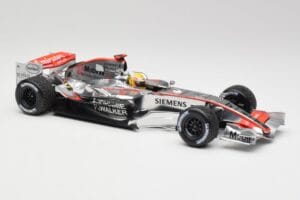 McLaren MP4-21 L. Hamilton Silverstone Test 2006 Minichamps 1:18 530061884 Metal - imaginea 4 din 6