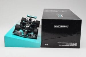 Mercedes AMG Petronas W11 #44 L. Hamilton Winner British GP 2020 Minichamps 1:18 113200444 Metal - imaginea 6 din 7