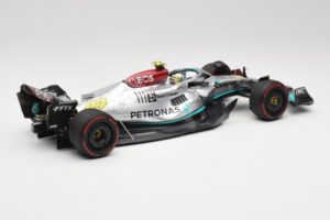 Mercedes AMG W13 E Performance Petronas #44 L. Hamilton Spanish GP 2022 Minichamps 1:18 110220044 Metal - imaginea 2 din 7