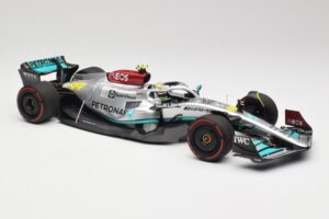 Mercedes AMG W13 E Performance Petronas #44 L. Hamilton Spanish GP 2022 Minichamps 1:18 110220044 Metal - imaginea 4 din 7