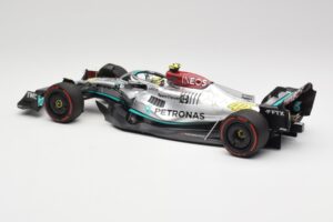 Mercedes AMG W13 E Performance Petronas #44 L. Hamilton Spanish GP 2022 Minichamps 1:18 110220044 Metal - imaginea 5 din 7