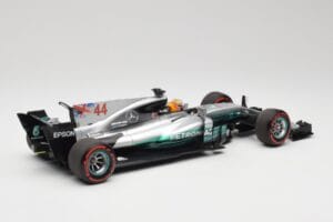 Mercedes AMG W08 EQ Power+ Petronas #44 L. Hamilton F1 World Champion 2017 Minichamps 1:18 186170044 Rășină - imaginea 2 din 7