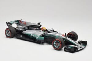Mercedes AMG W08 EQ Power+ Petronas #44 L. Hamilton F1 World Champion 2017 Minichamps 1:18 186170044 Rășină - imaginea 4 din 7