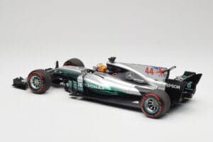 Mercedes AMG W08 EQ Power+ Petronas #44 L. Hamilton F1 World Champion 2017 Minichamps 1:18 186170044 Rășină - imaginea 5 din 7