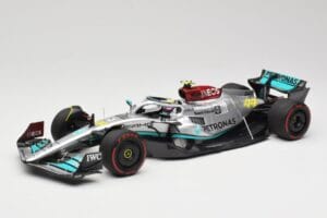 Mercedes AMG W13 E Performance Petronas #44 L. Hamilton Brazilian GP 2022 Minichamps 1:18 110222144 Rășină