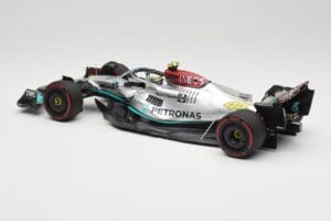 Mercedes AMG W13 E Performance Petronas #44 L. Hamilton Brazilian GP 2022 Minichamps 1:18 110222144 Rășină - imaginea 5 din 7