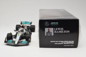 Mercedes AMG W13 E Performance Petronas #44 L. Hamilton Brazilian GP 2022 Minichamps 1:18 110222144 Rășină - imaginea 6 din 7