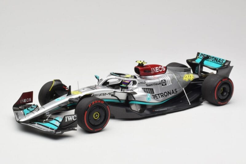 Mercedes AMG W13 E Performance Petronas #44 L. Hamilton Brazilian GP 2022 Minichamps 1:18 110222144 Rășină