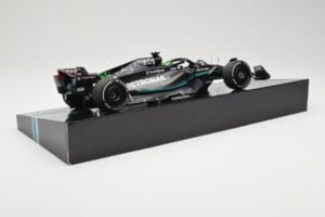 Mercedes AMG W14 E Performance Petronas #63 G. Russell Bahrain GP 2023 Minichamps 1:18 113230163 Rășină - imaginea 3 din 7