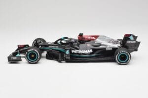 Mercedes AMG W12 #44 L. Hamilton Bahrain GP 2021 Minichamps 1:18 110210144 Metal - imaginea 3 din 7