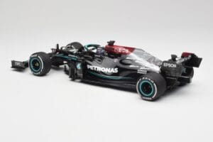 Mercedes AMG W12 #44 L. Hamilton Bahrain GP 2021 Minichamps 1:18 110210144 Metal - imaginea 5 din 7